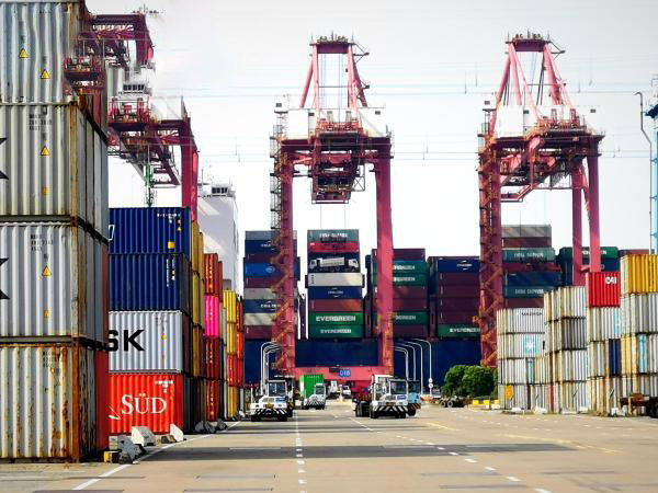 Ningbo interna et externa integratio viae commercium quo magis stabilior et velocior ingreditur?