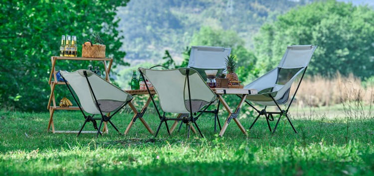 Quid sunt Castra Chairs essential omnes velit Adventure?