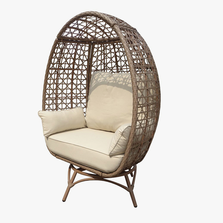 Velit Wicker Swivel Egg Cathedra